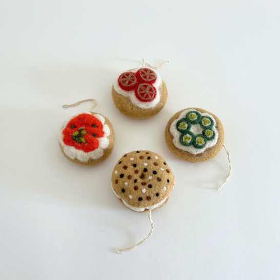 Bagel Box Ornament Set