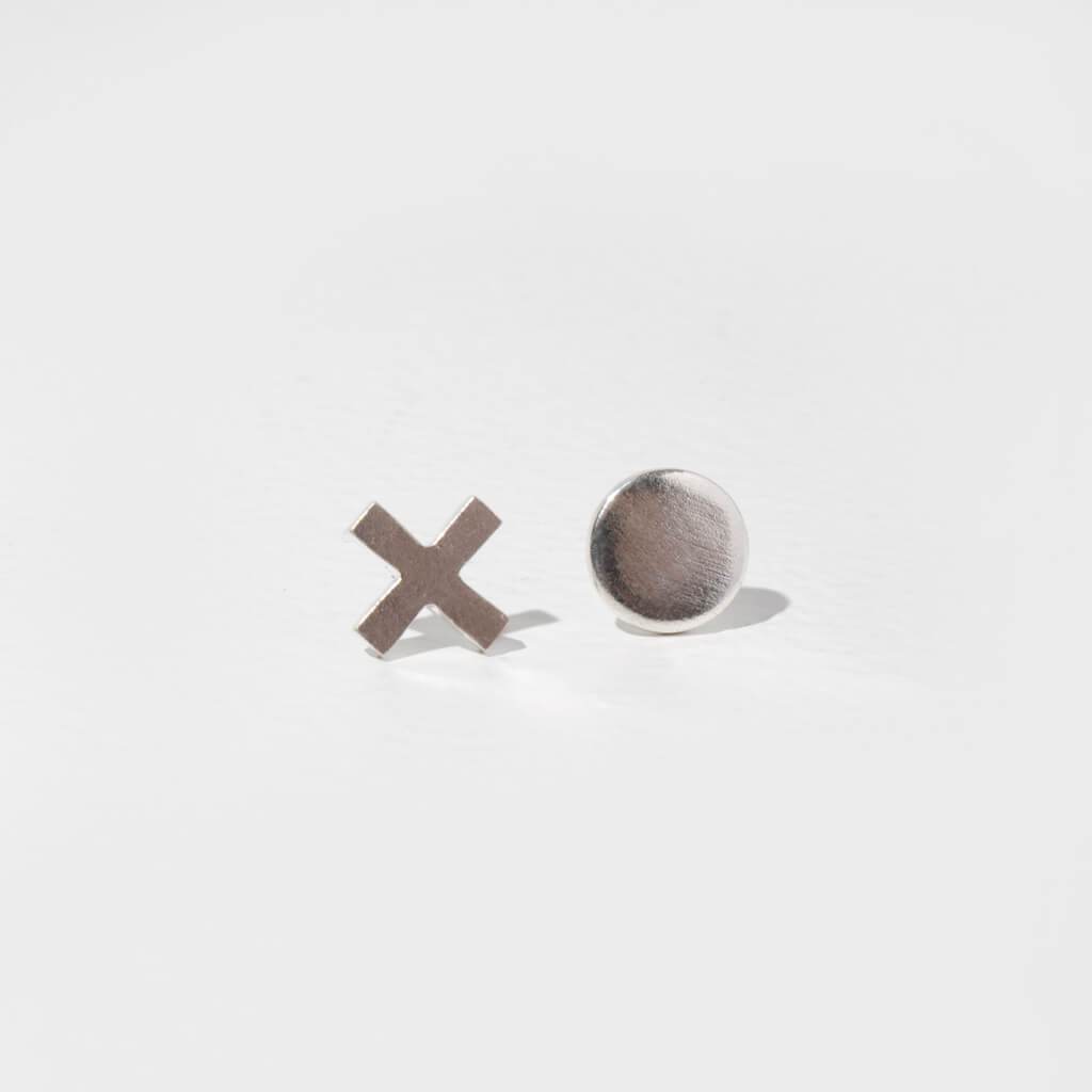 XO Stud Earrings