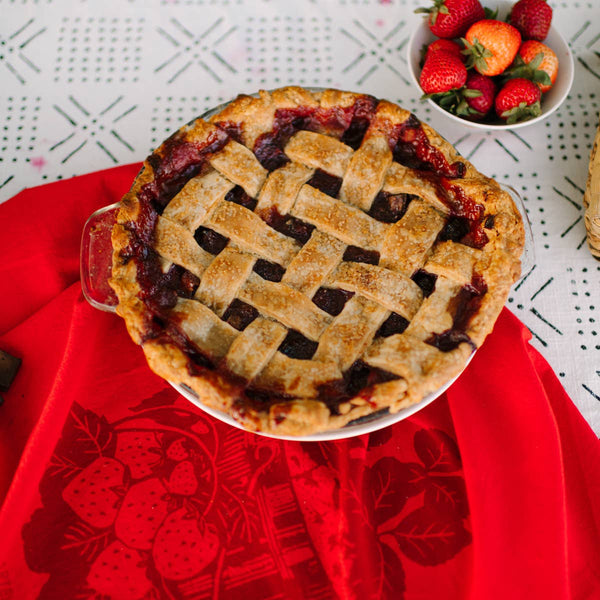 Strawberries Generous Kitchen Towel