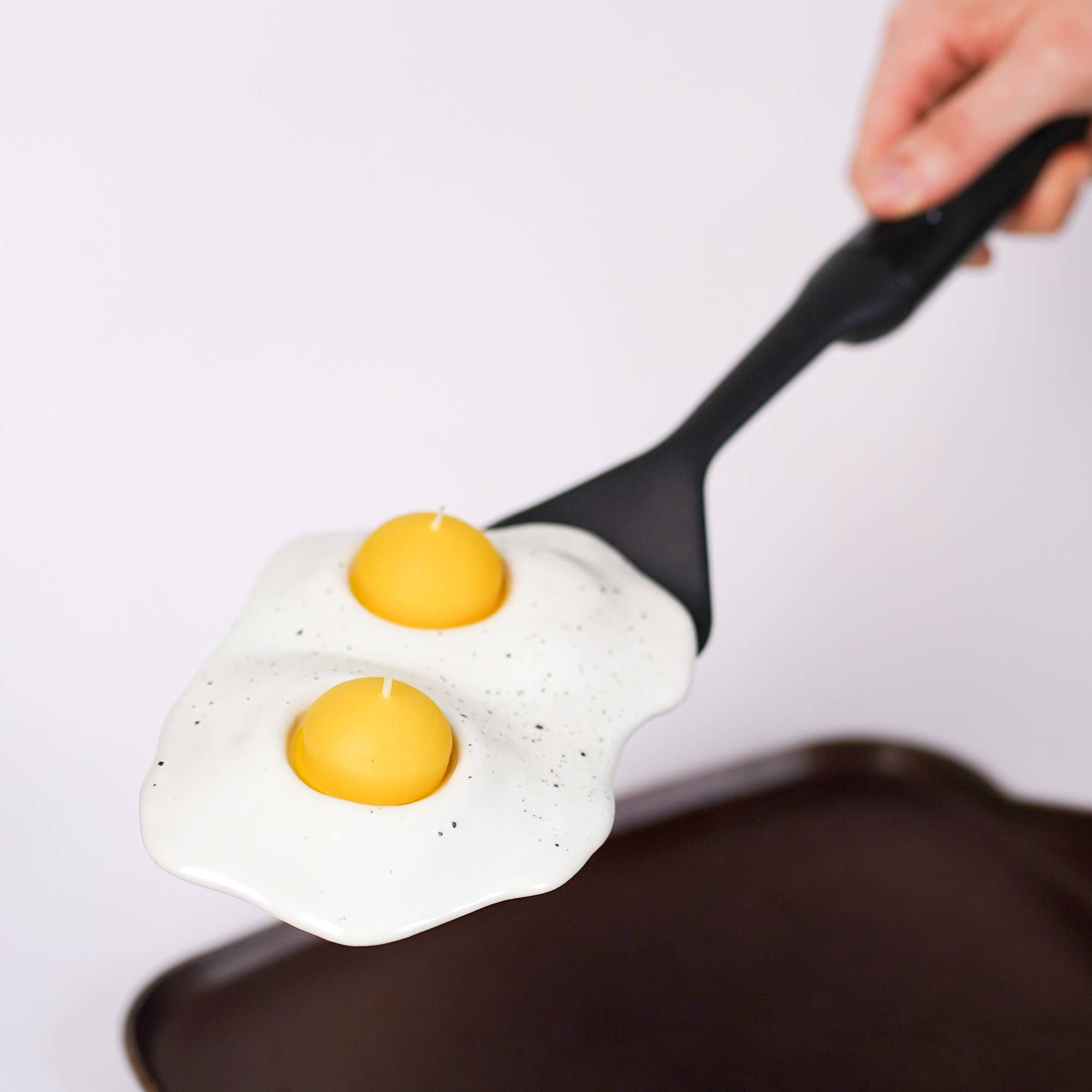 Salt and Pepper Double Egg Candle Holder - RIDER