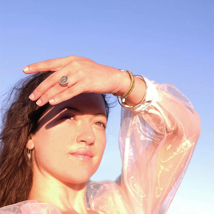 Air Medallion Elementos Ring