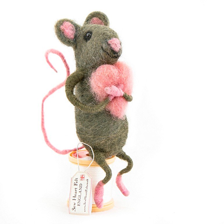 Grey Sitting Mouse Hugging a Pink Heart