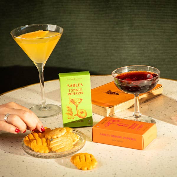 Onion & Paprika Shortbread Crackers