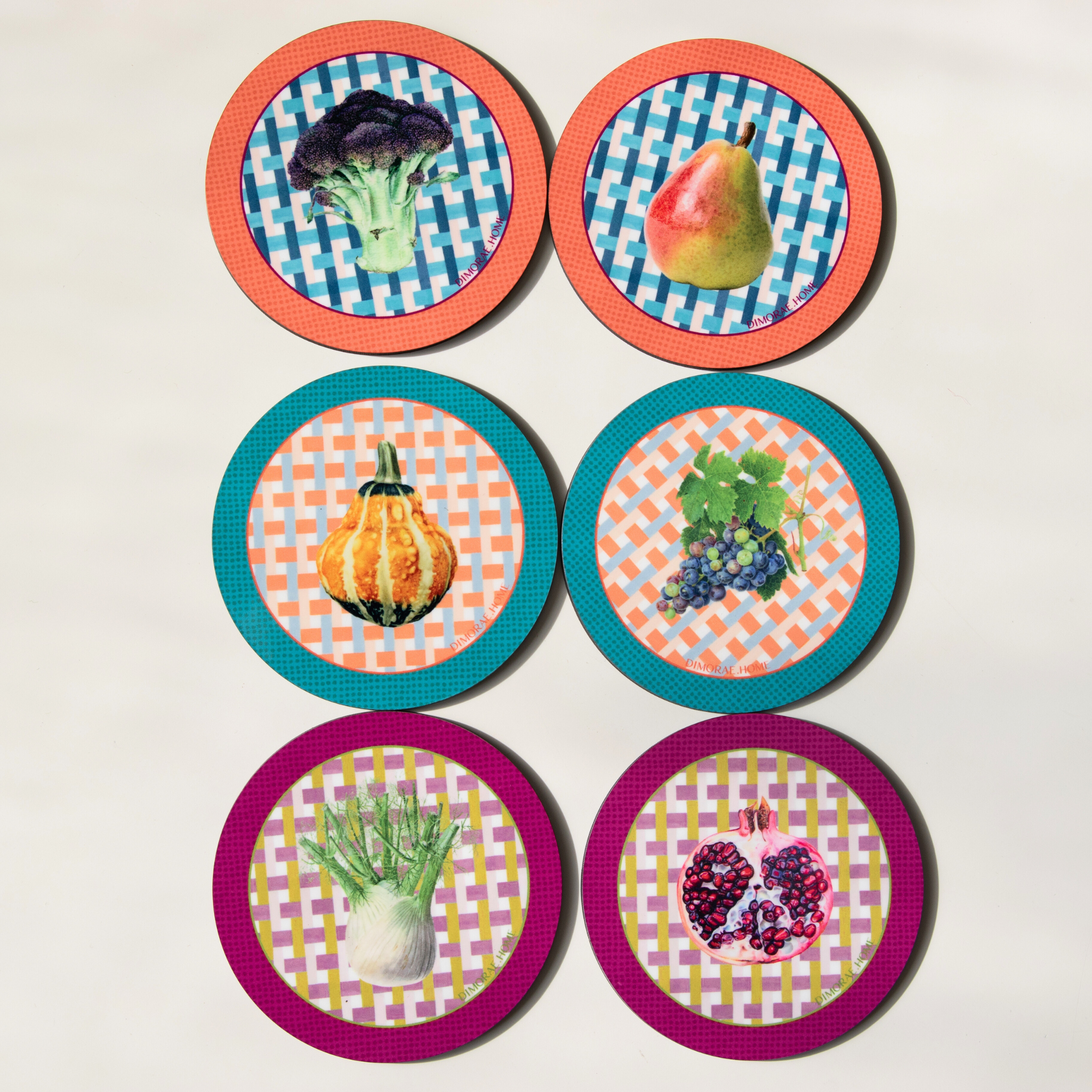 Dimorae Crisp Coaster Set featuring elegant design and durable materials, perfect for protecting surfaces from drink spills.