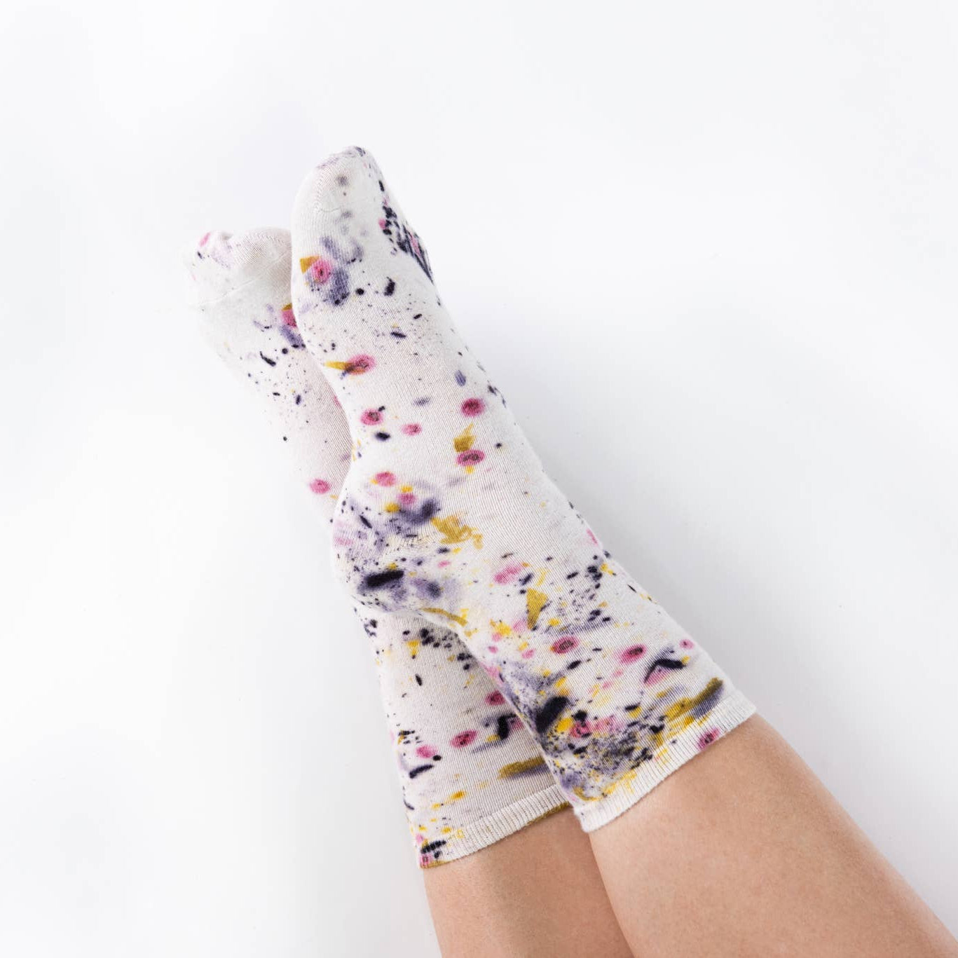 Abstract Bundle Dyed Cotton Crew Socks