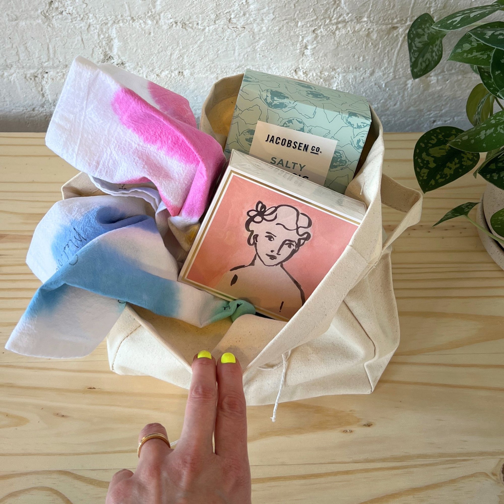 Home Is Where The Heart Is Gift Box