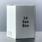 White box with 'Le Sas Bon' text on a gray background