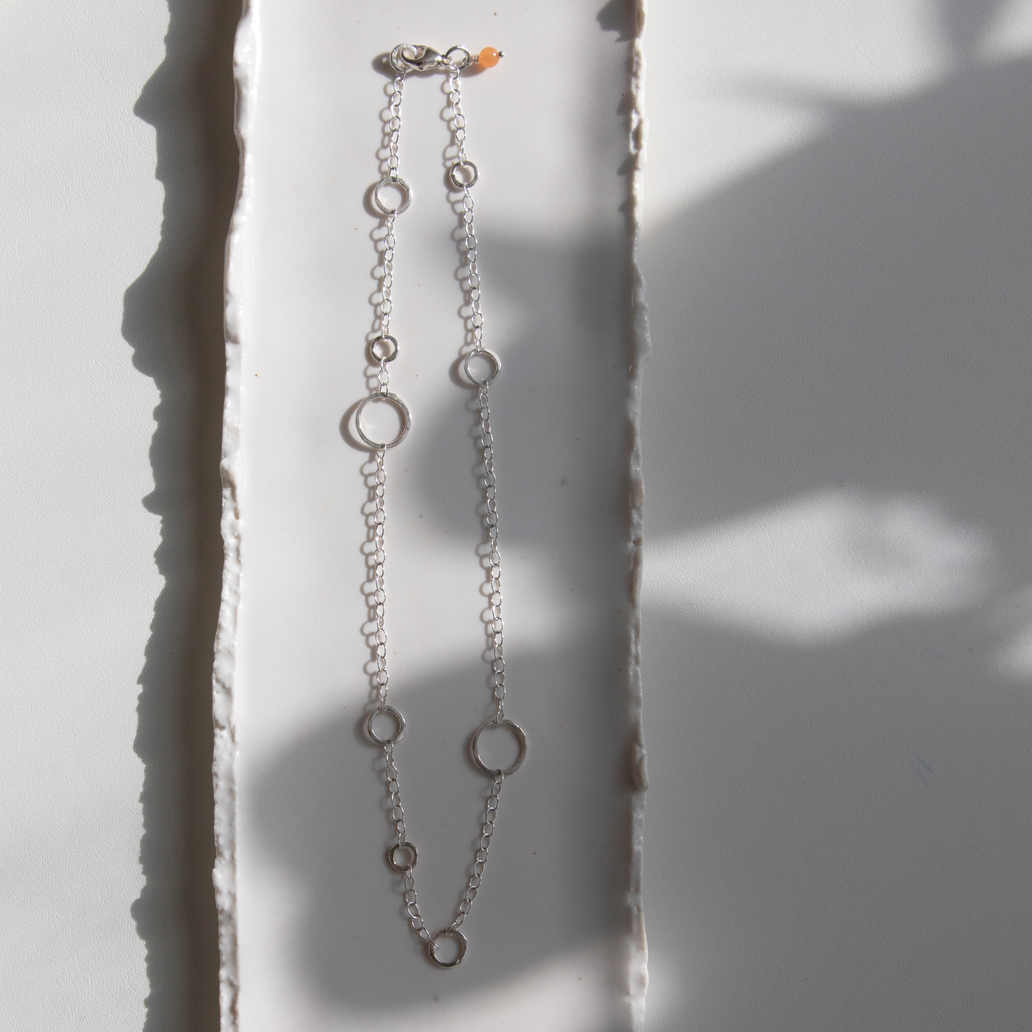 upstudiobrooklyn_loopyshort_necklace3.png